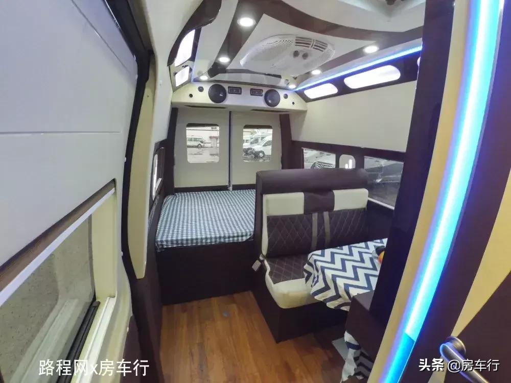 房车大全20-30万的c型房车限量版,房车价格30万元空间大全新自动挡