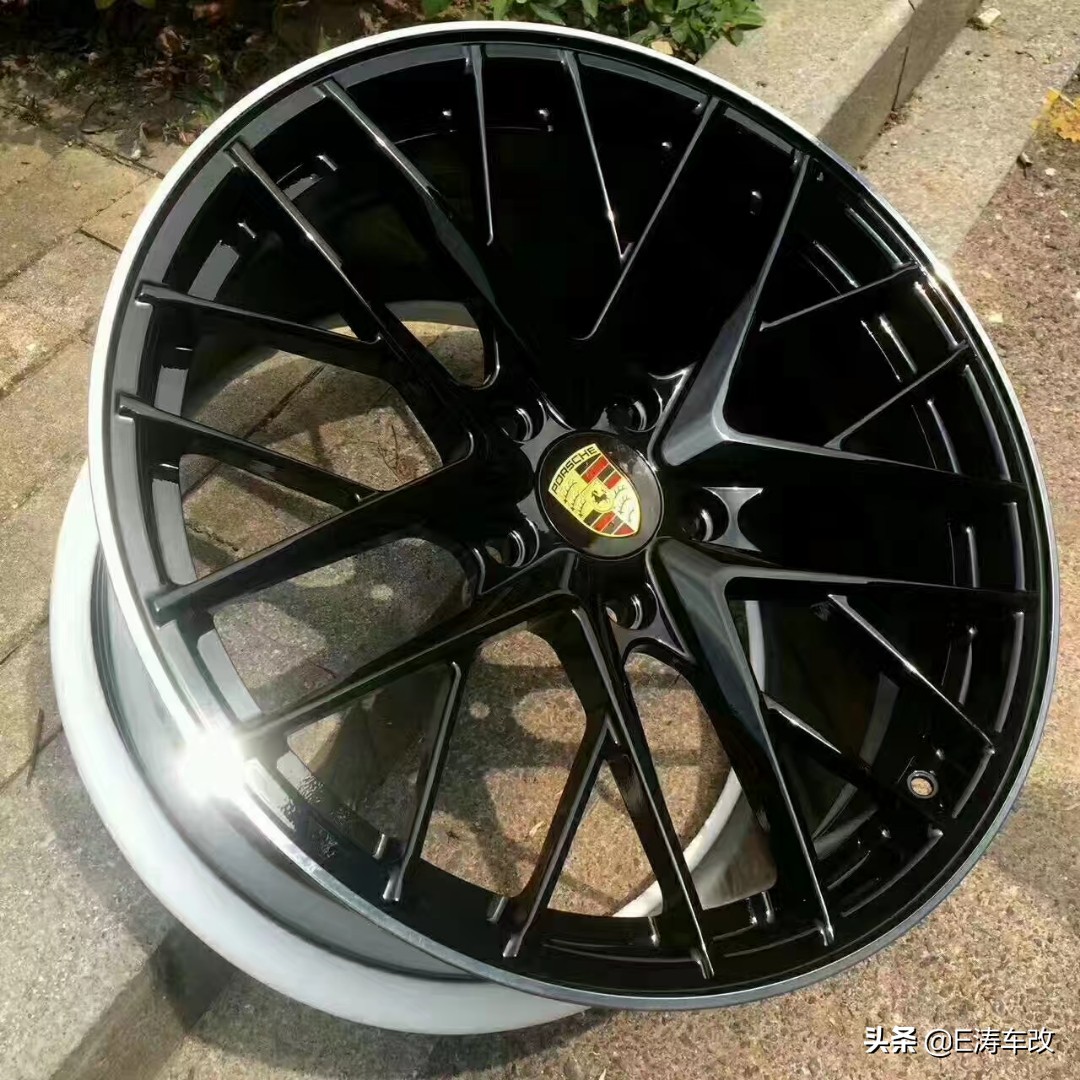 保时捷macan原厂鸟巢轮毂,保时捷鸟巢轮毂走起来的效果