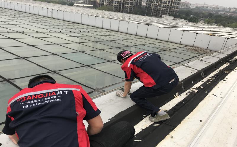 彩钢板屋顶防水补漏省钱方案,彩钢板屋顶防水最新做法