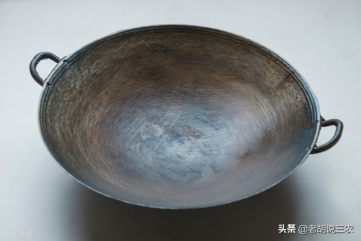 有涂层铁锅生锈怎样处理永不生锈,生锈的铁锅怎么开锅不生锈不粘锅