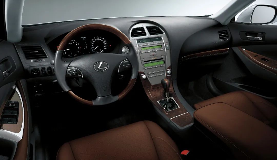 为什么要买百万级别的车,有没必要再买个破车