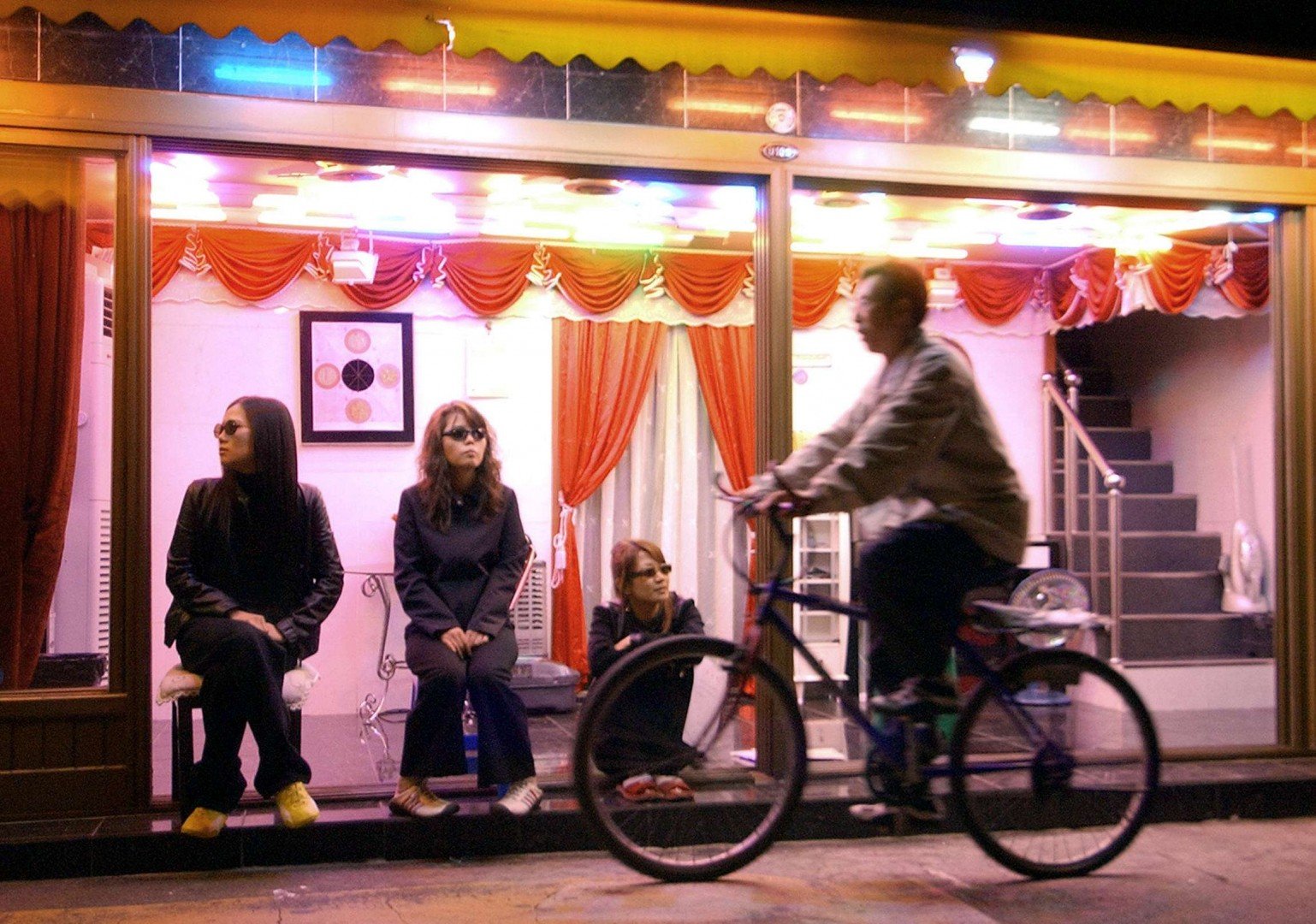 一场足球带来的经济收益,韩国足球崛起之谜