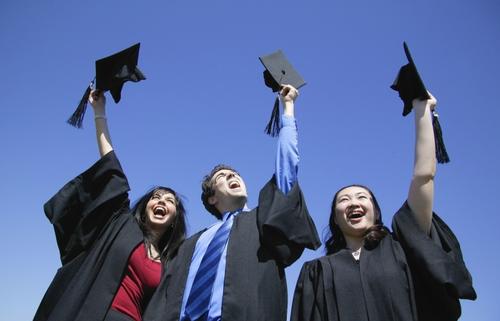 专科毕业生找工作难的现象很普遍,专科生的出路好找工作吗