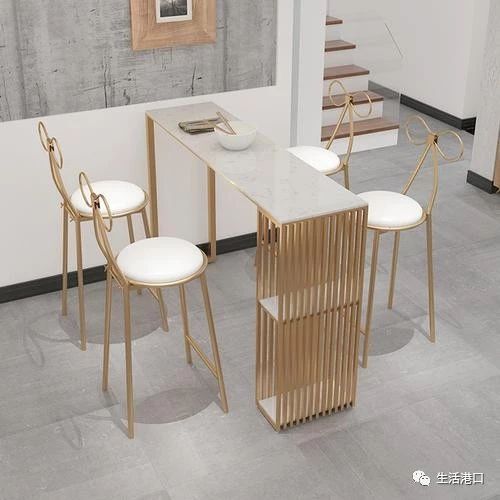 地板上的毛絮怎么清理,新洗衣机洗衣服有毛絮怎么清理