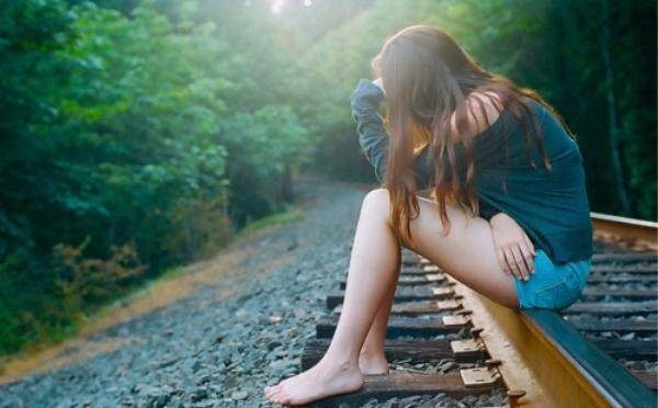 用什么理由加女友微信,如何发信息让女孩主动加微信