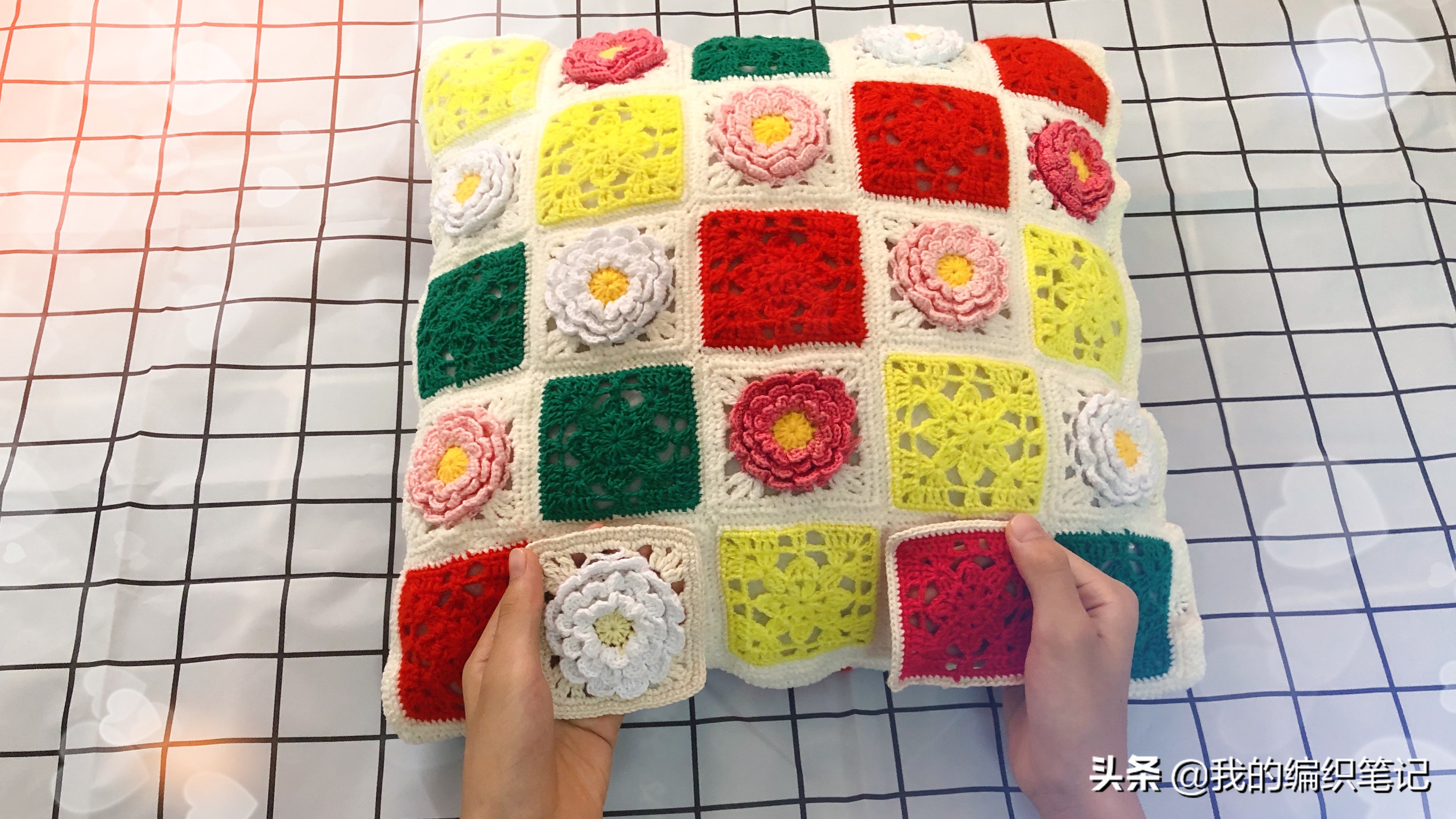 毛线拼花抱枕编织教程,钩针编织牡丹花抱枕教程