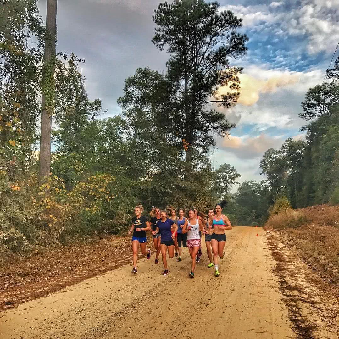 跑10公里之后膝盖关节酸痛,跑2公里膝盖酸痛怎么办