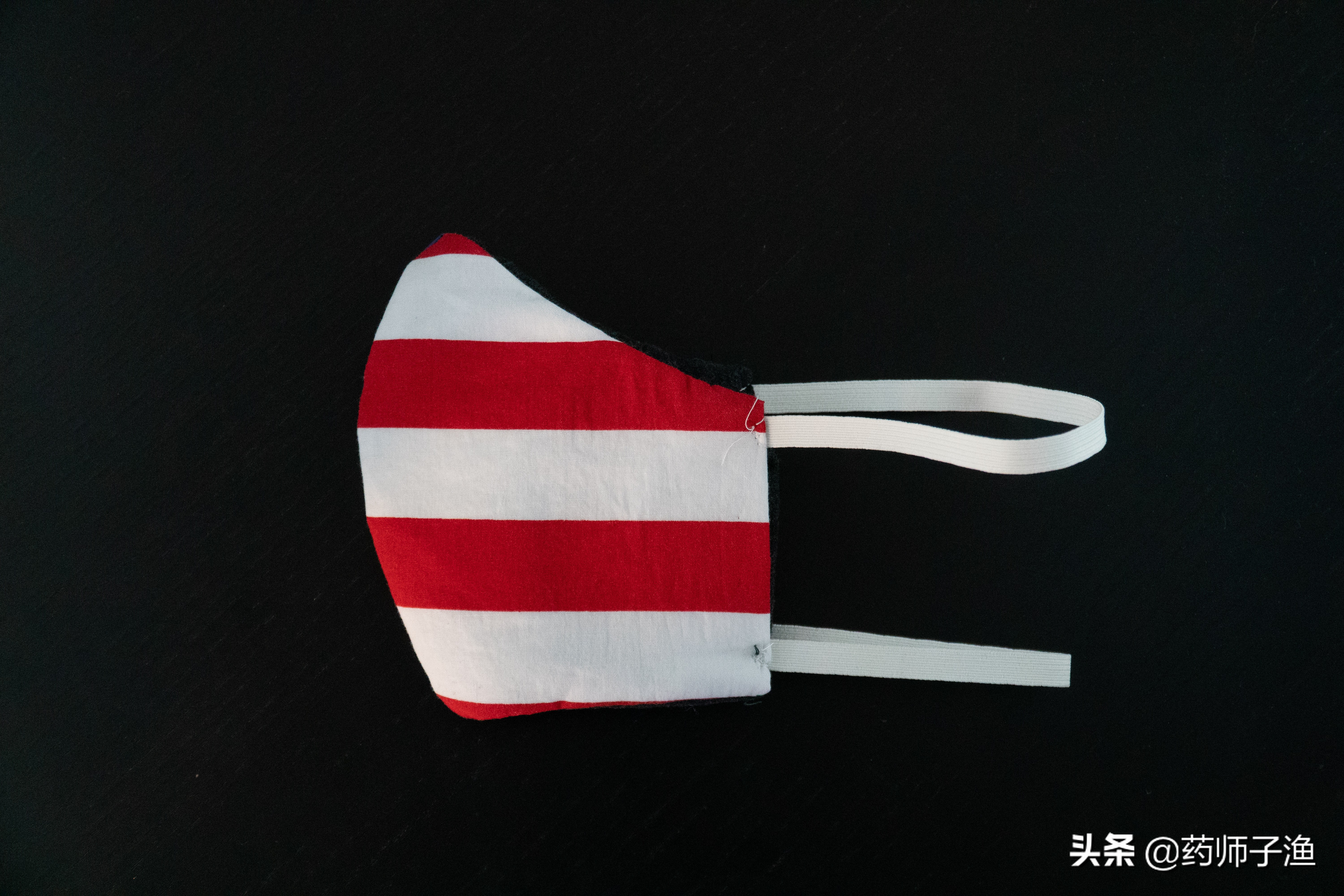 能把皮肤变白的东西,可以让皮肤脱掉一层皮的药膏