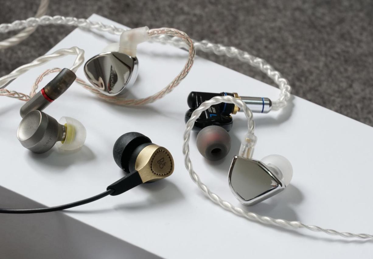 百元降噪头戴式耳机评测,2022年头戴式旗舰耳机横向测评