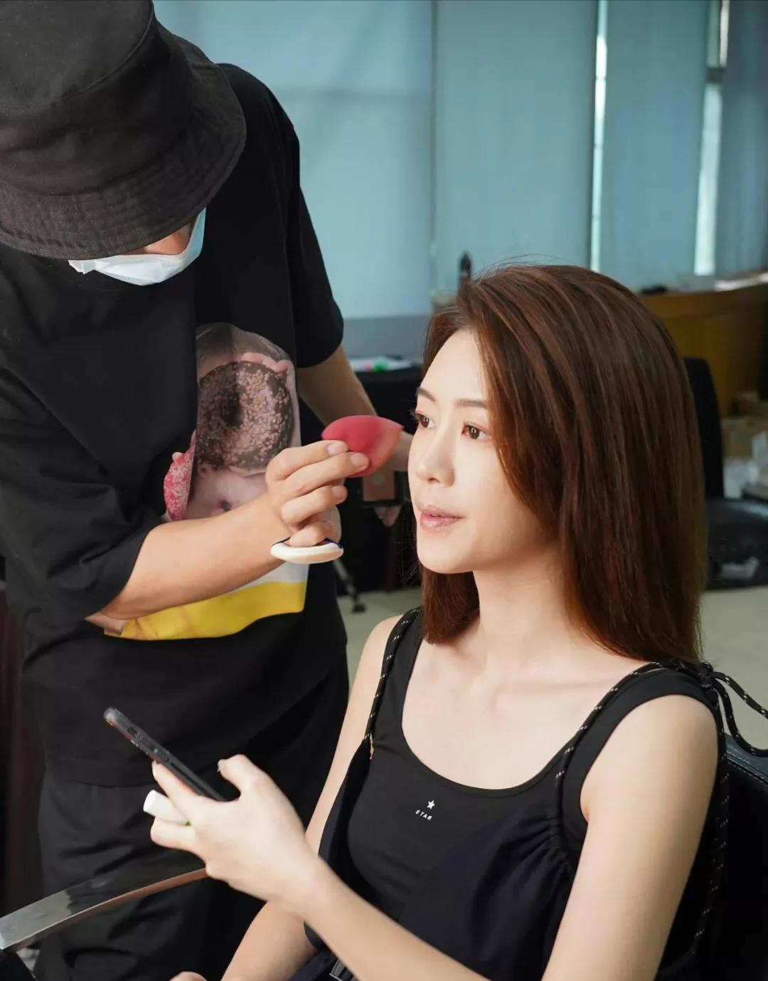 淘宝主播烈儿怎么不直播了,淘宝主播烈儿换助理了吗