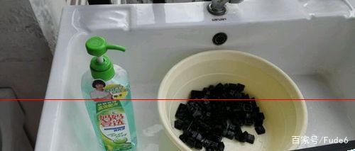 鏈烘閿洏鎬庝箞娓呯悊,鏈烘閿洏娓呮礂鏁欑▼