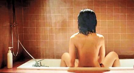 蔡卓妍超大尺度全裸出演电影，仅仅一个预告，就让全网都沸腾了