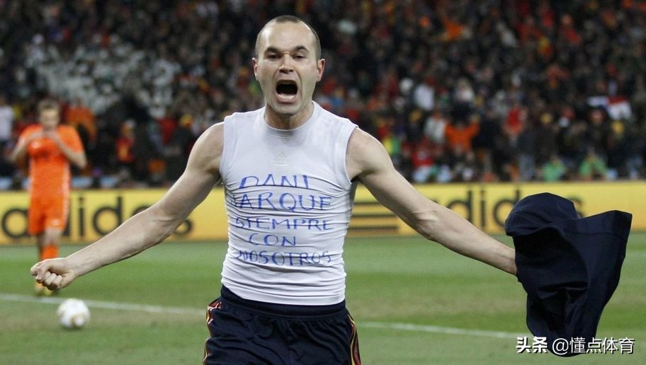 足球30个难忘瞬间,足球史上最难忘的场面