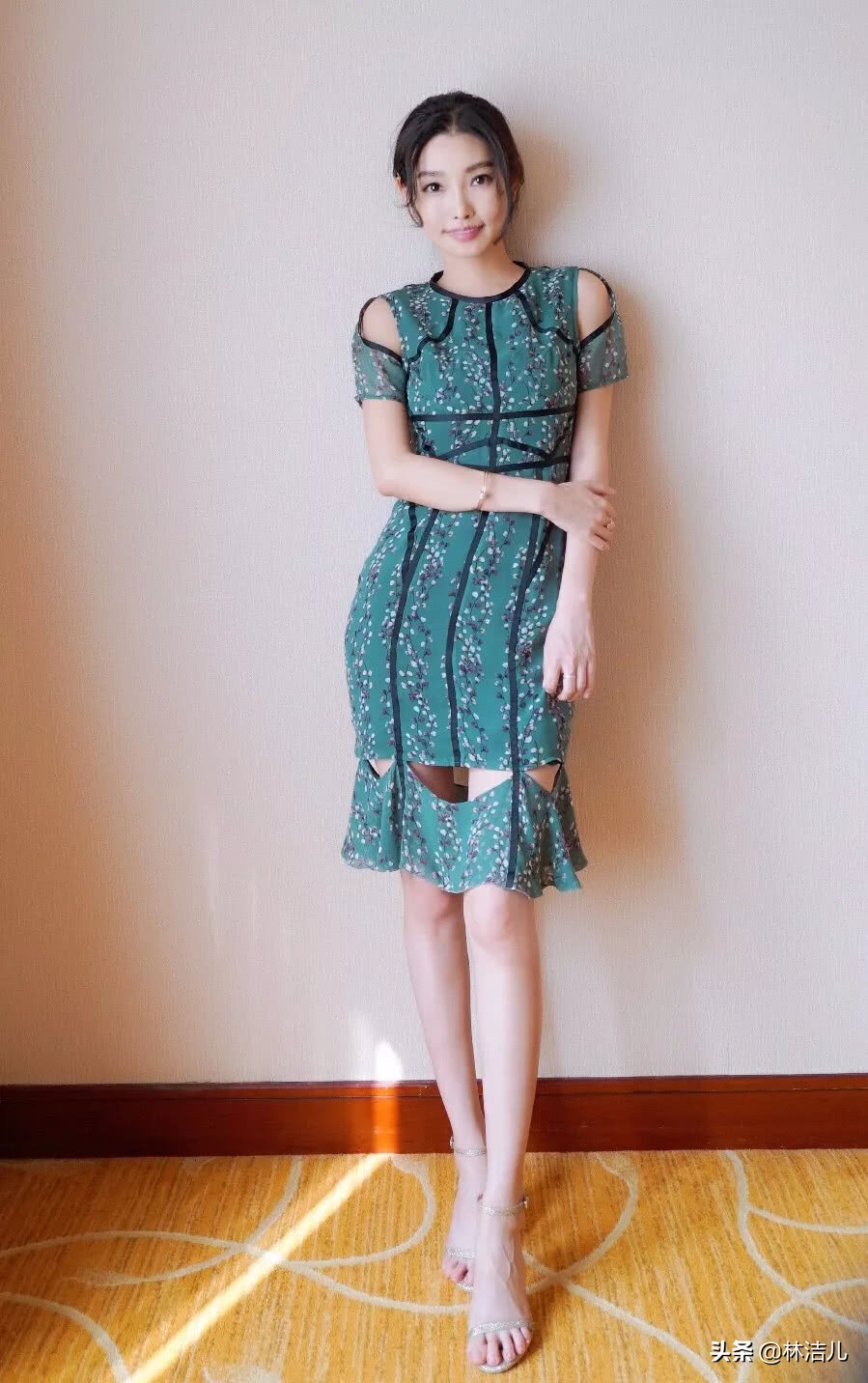 杨幂周冬雨最美的十张照片,杨幂周冬雨造型