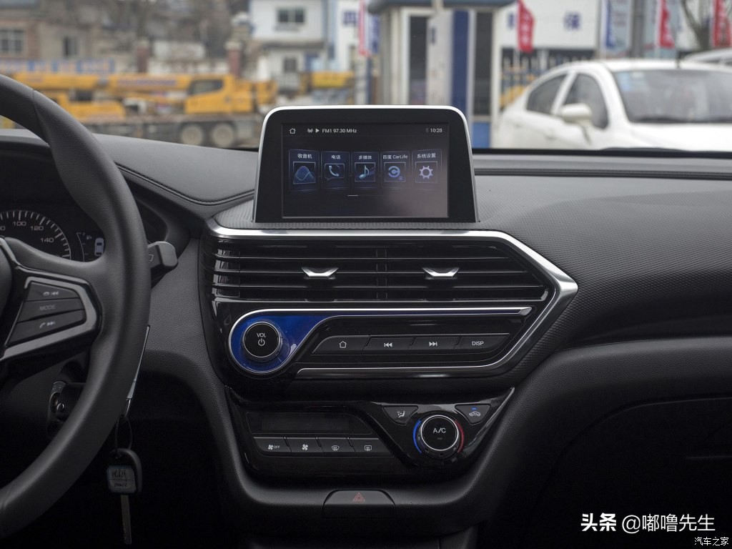 长安悦翔v3换挡平顺吗,长安悦翔手动挡试驾视频