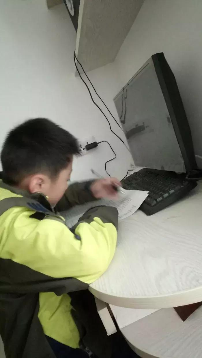 小学生期末考试成绩不理想怎么办,一年级期末考试孩子成绩不理想