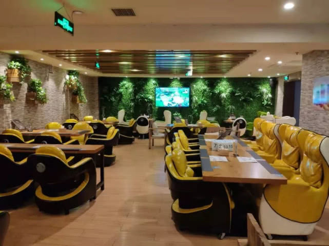 电竞的线下社交,从在网吧买一杯奶茶开始