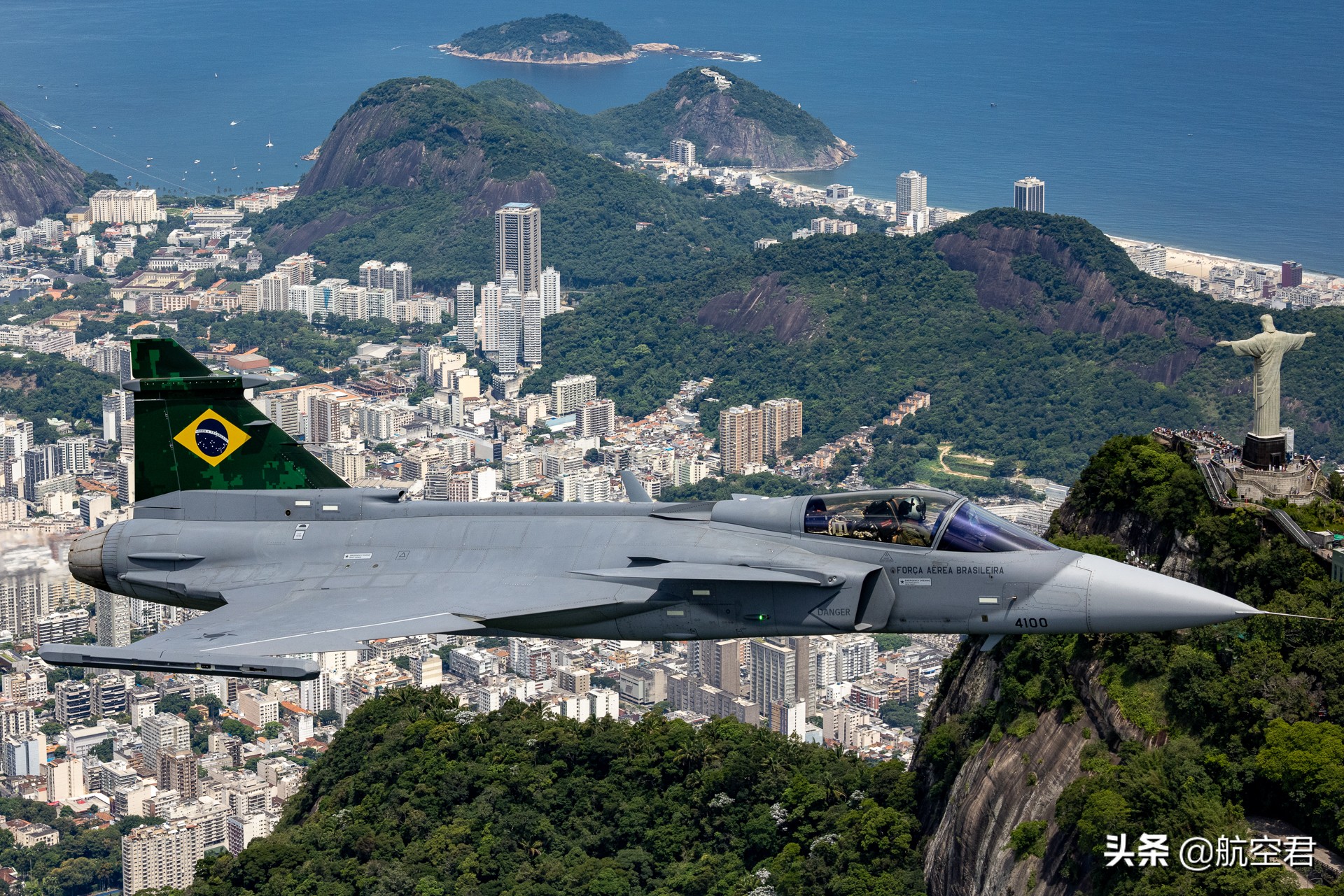 鹰狮刚飞入巴西，就开始反噬本土航空工业，外购买不来战斗力
