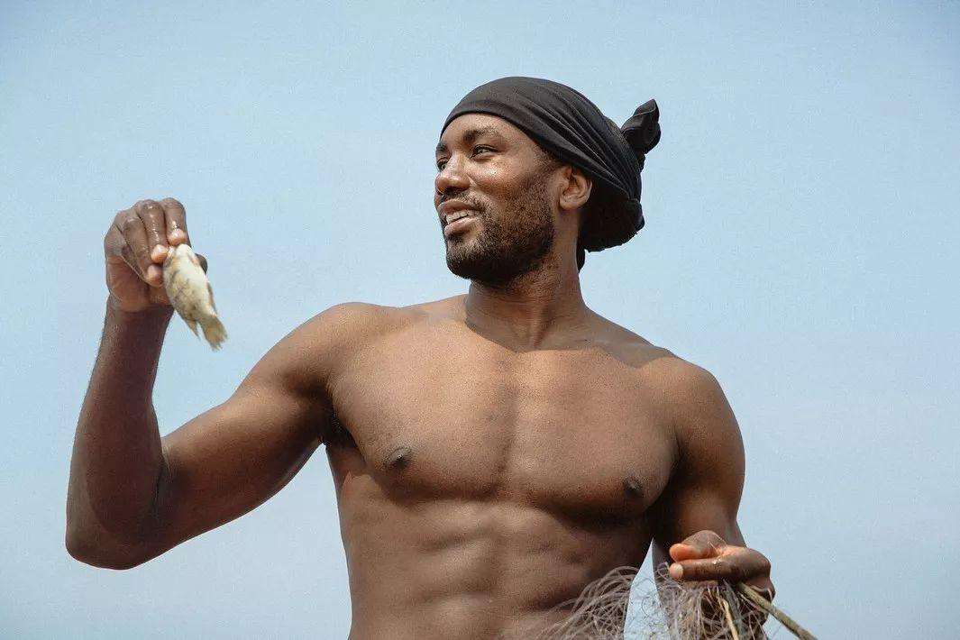 时隔7年终于回到总决赛舞台，刚果之子伊巴卡生于战乱，走出非洲