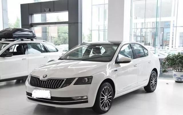 德系对比法系车,2019明锐对比大众宝来