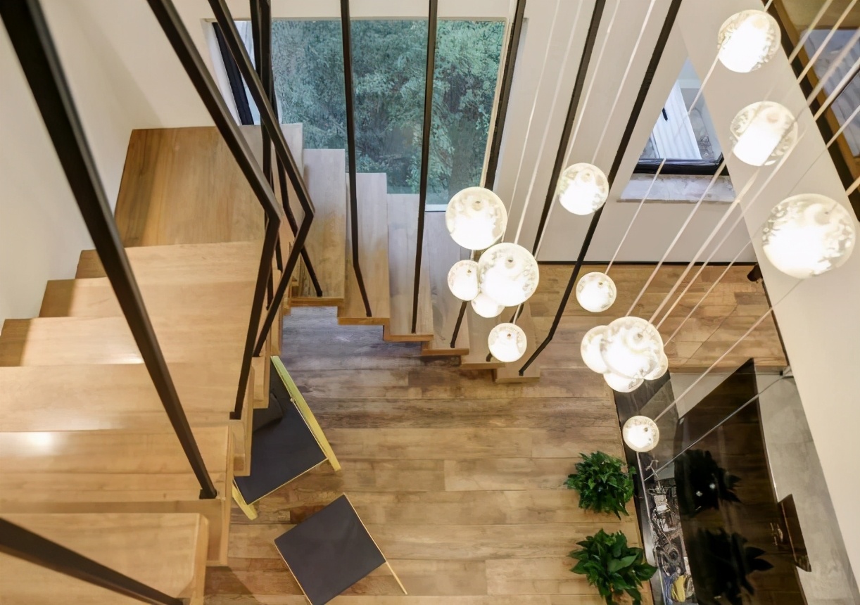 用12mm玻璃做电视墙,用玻璃做电视背景墙