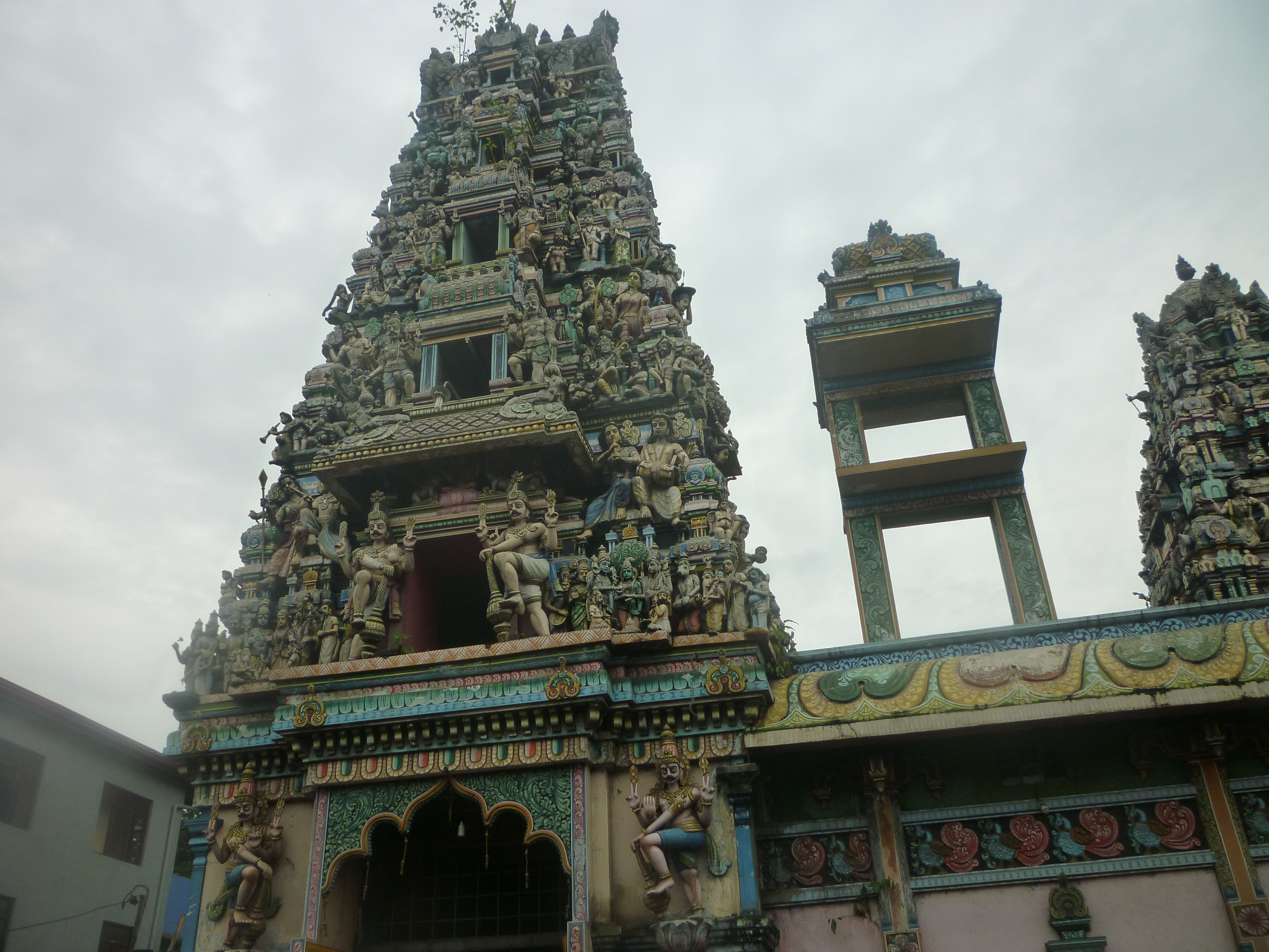 出国生活工作真的好吗,0费用出国工作是真的吗