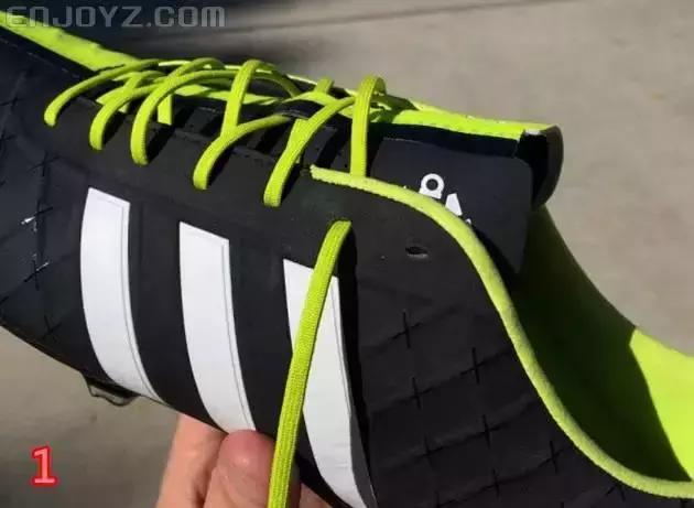 跑鞋鞋带的正确绑法,跑步时鞋带的正确绑法