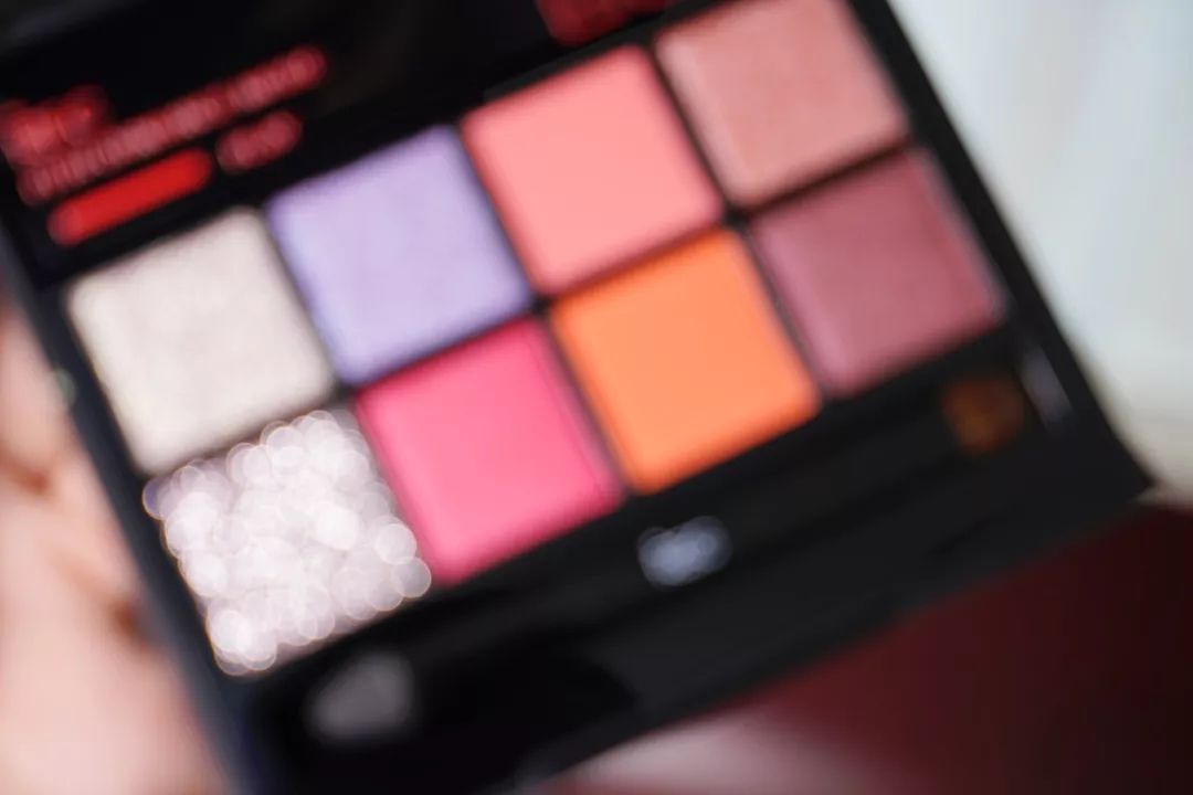 娇韵诗唇釉樱花限定,娇韵诗四色眼影02