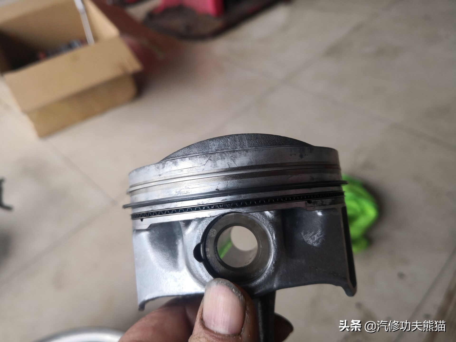 斯柯达昊锐发动机烧机油大修,18款的斯柯达为什么烧机油