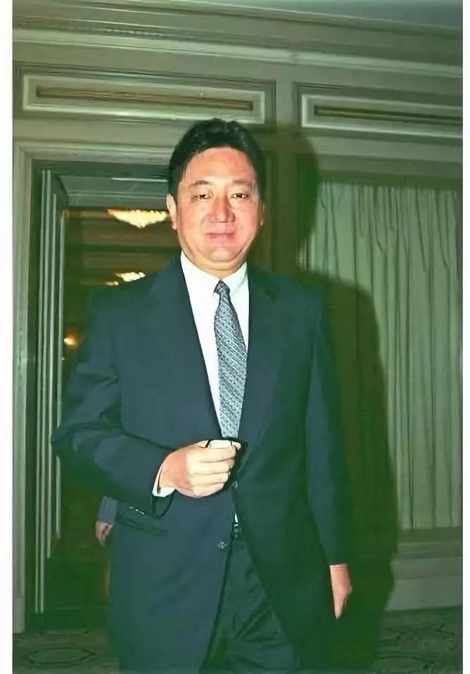 邓丽君心酸坎坷的一生,邓丽君经历过几次婚姻