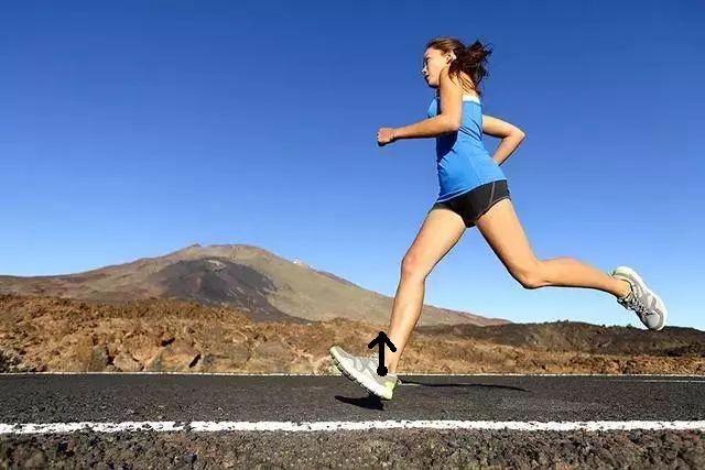 跑步如何改善后脚跟落地,跑步者髋疼怎么办