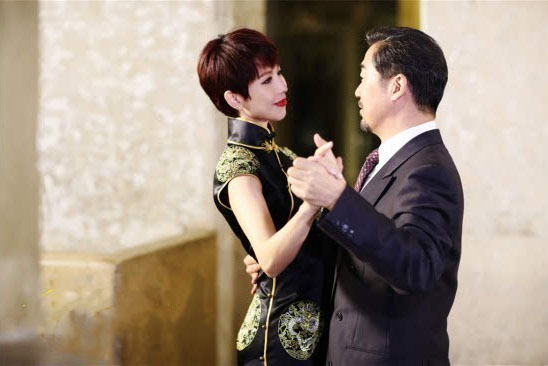 蔡少芬的普通话真的有这么夸张吗,蔡少芬复古旗袍照