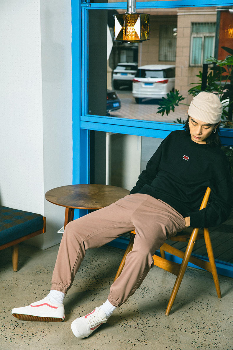 vans双十一划不划算,vans黑色穿搭秋冬