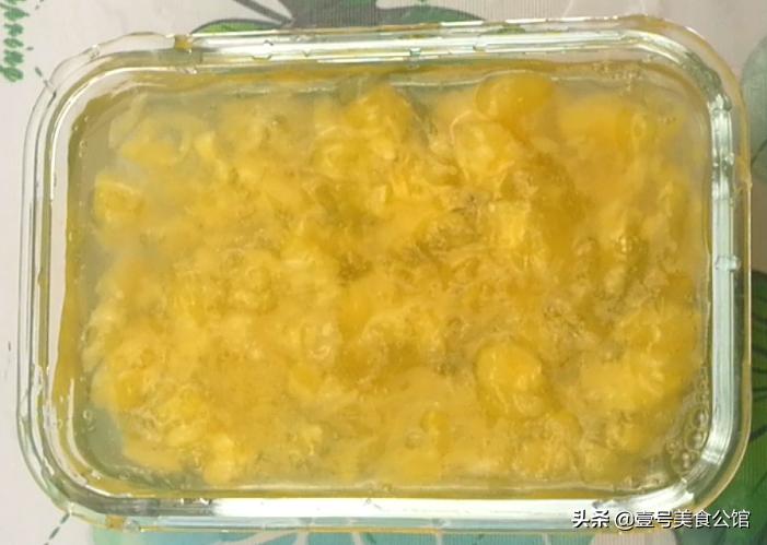 菠萝怎么吃最好吃又简单,菠萝有哪些吃法简单好吃