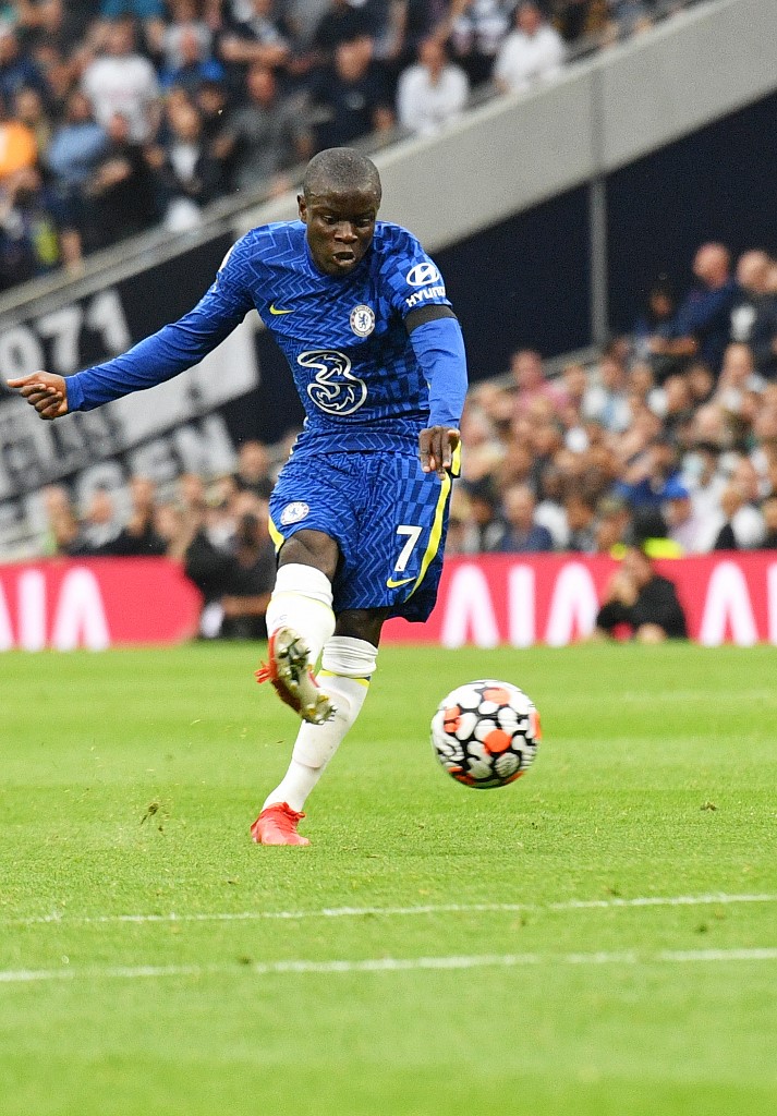 热刺小球童射门全场欢呼,热刺球童vs穆里尼奥