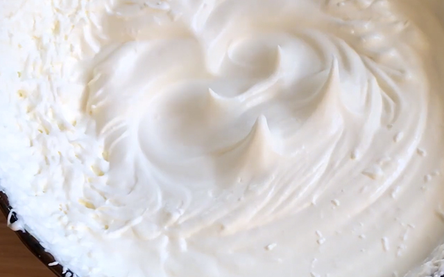 在家自制冰激凌奶油简易做法,奶油冰淇淋自制视频