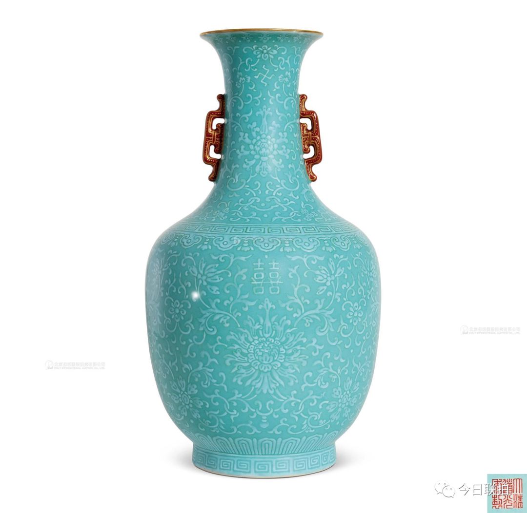 顶级官窑粉青釉,粉青釉镂空瓷器内部图片大全