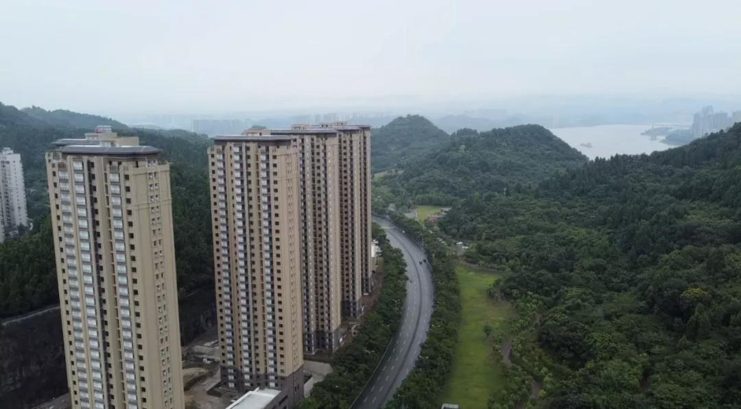 探秘宜昌最壮观烂尾楼,宜昌最大的烂尾楼