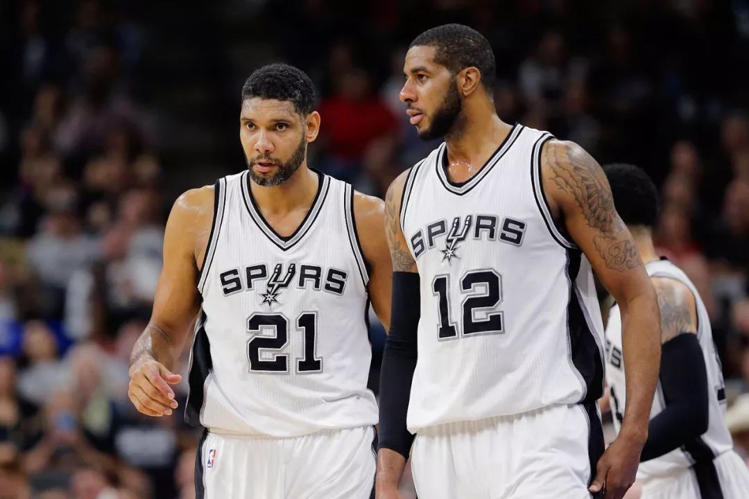 纠结詹姆斯是不是控卫，阿尔德里奇打不打5号位，没有任何意义