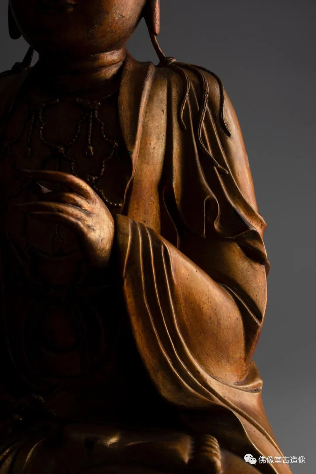 铜鎏金佛造像拍卖最高纪录,传统文化鎏金佛造像精准估价