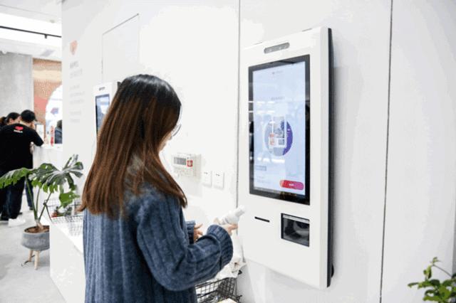 西湖边“空降”3000+好物！全国首家网易考拉旗舰店来啦，冲鸭！