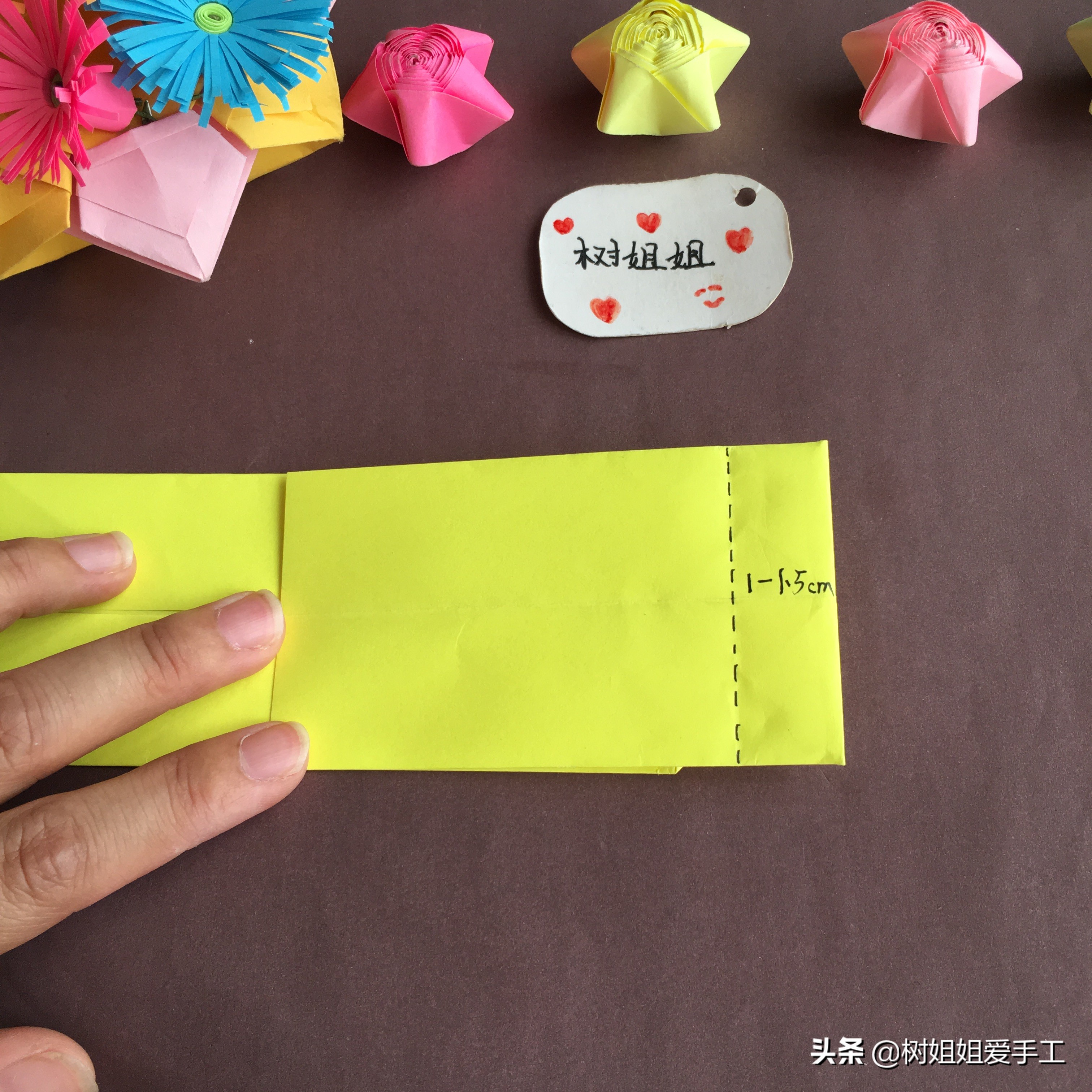 蝴蝶结戒指折纸教程慢动作,蝴蝶结戒指折纸教程