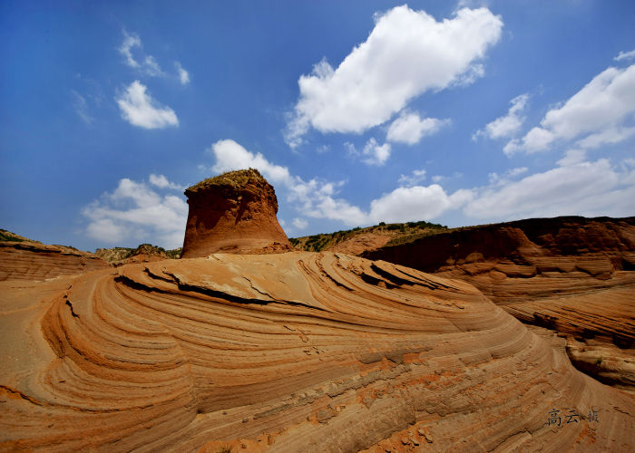 塞上长城绝高漠金戈犹响无定河