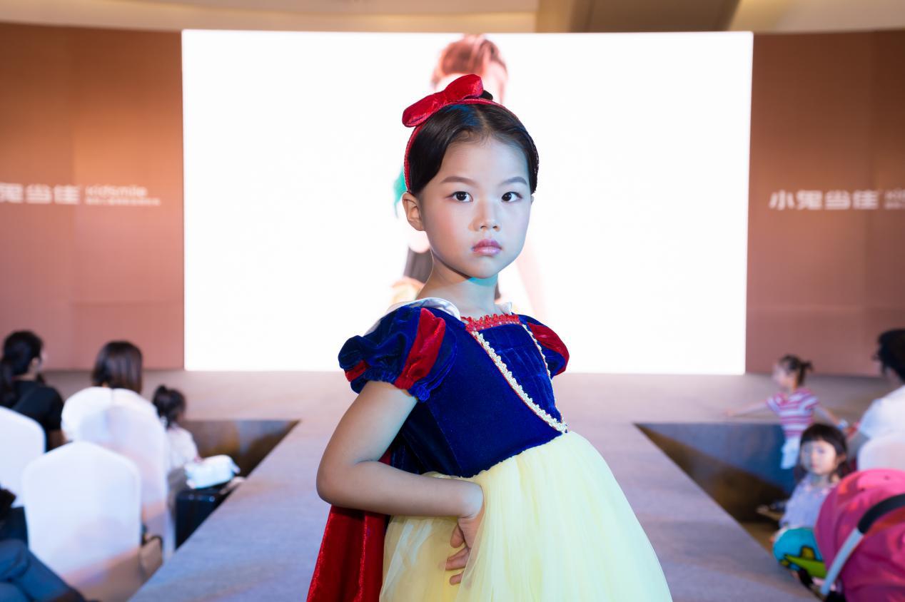 小鬼当佳儿童摄影店庆钜惠,小鬼当佳儿童摄影北京直播