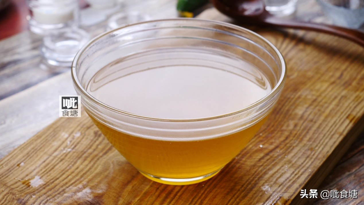 天热了吃点正宗的朝鲜冷面,夏季吃朝鲜冷面