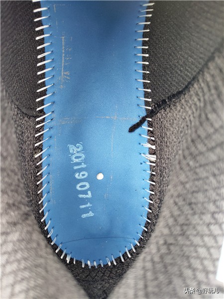 李宁复古潮流跑鞋微晶灰测评,李宁云四代跑步鞋夏季评测