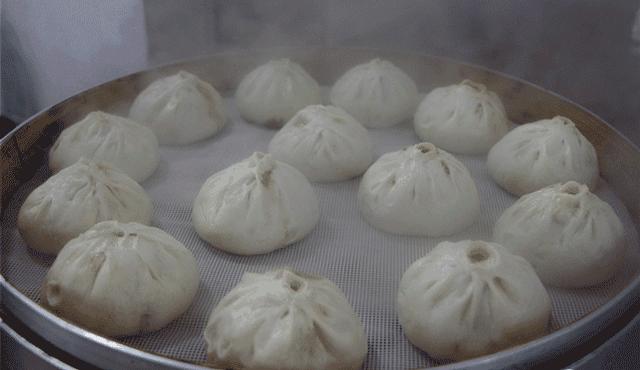 刘大姐经营乔馋大包子店，一天卖2000万个包子，一跃成为亿元大姐
