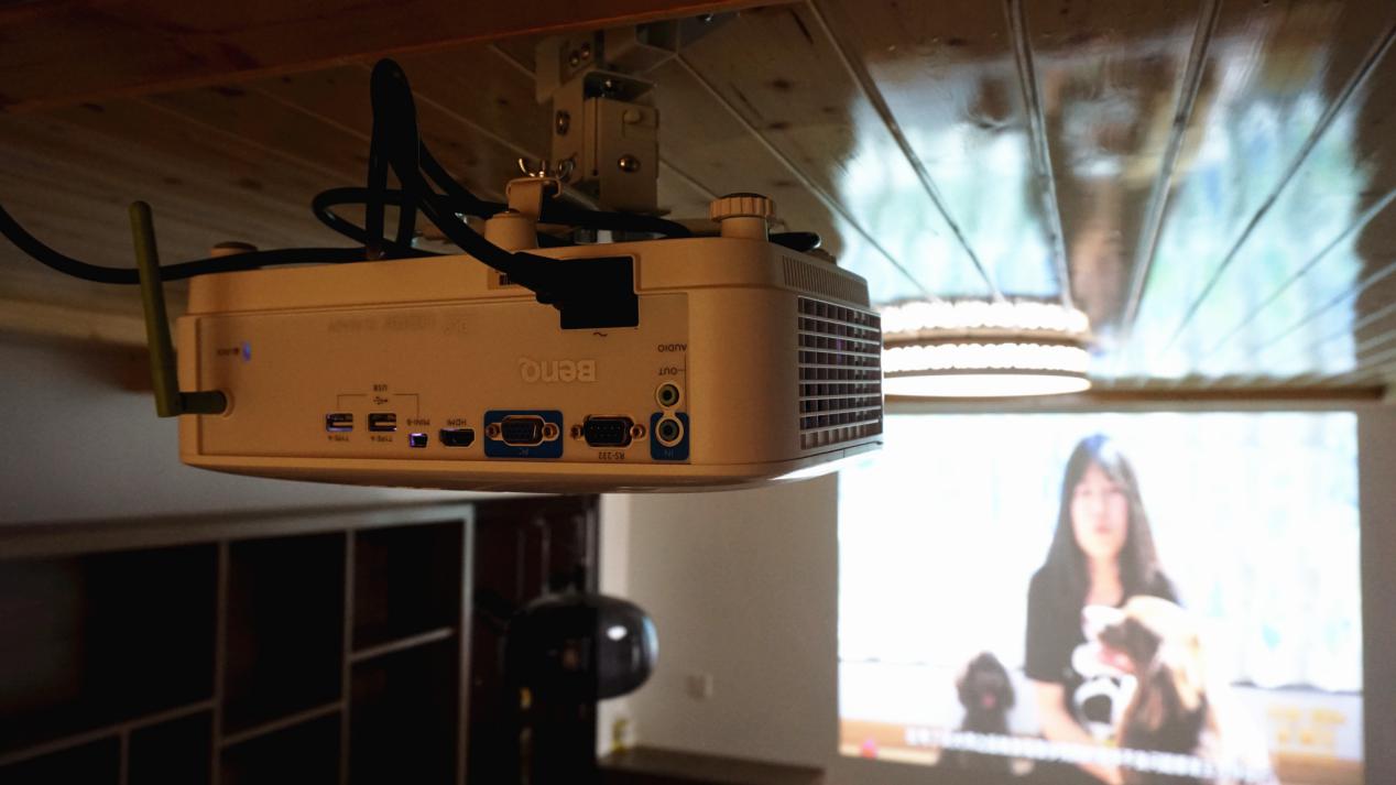 明基e520投影仪分辨率,明基智能投影仪e530深度体验