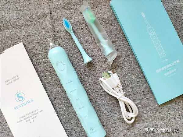 电动牙刷推荐100以内续航持久性强,实测入门必备的一款电动牙刷