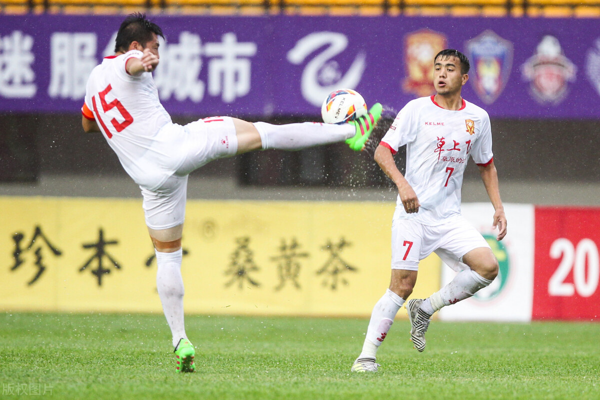 延边龙鼎0:2广州队全场集锦,1:3落后逆转夺冠最后两分钟